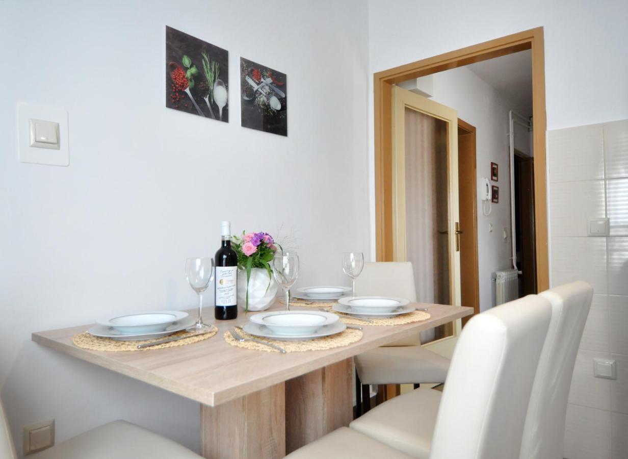 Apartman Lory Pula Bagian luar foto