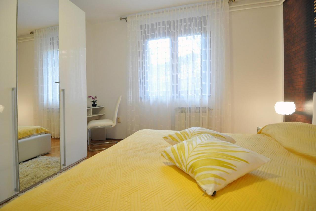 Apartman Lory Pula Bagian luar foto