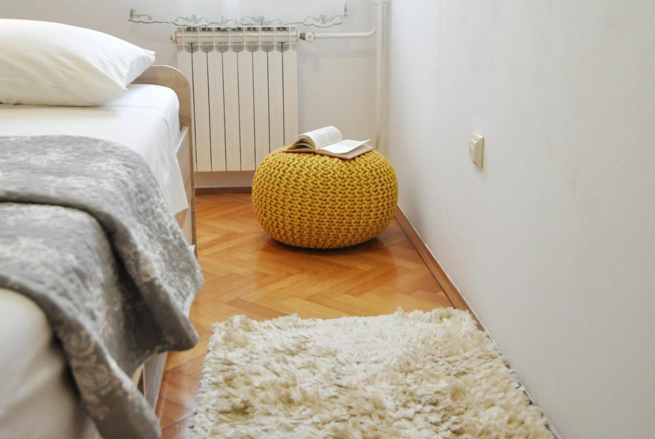 Apartman Lory Pula Bagian luar foto