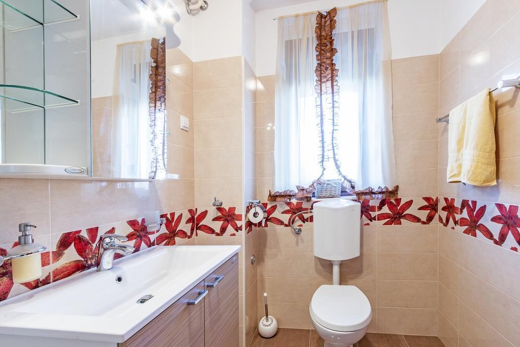 Apartman Lory Pula Bagian luar foto